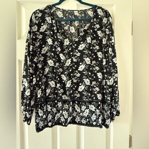 Old Navy V-Neck Blouse